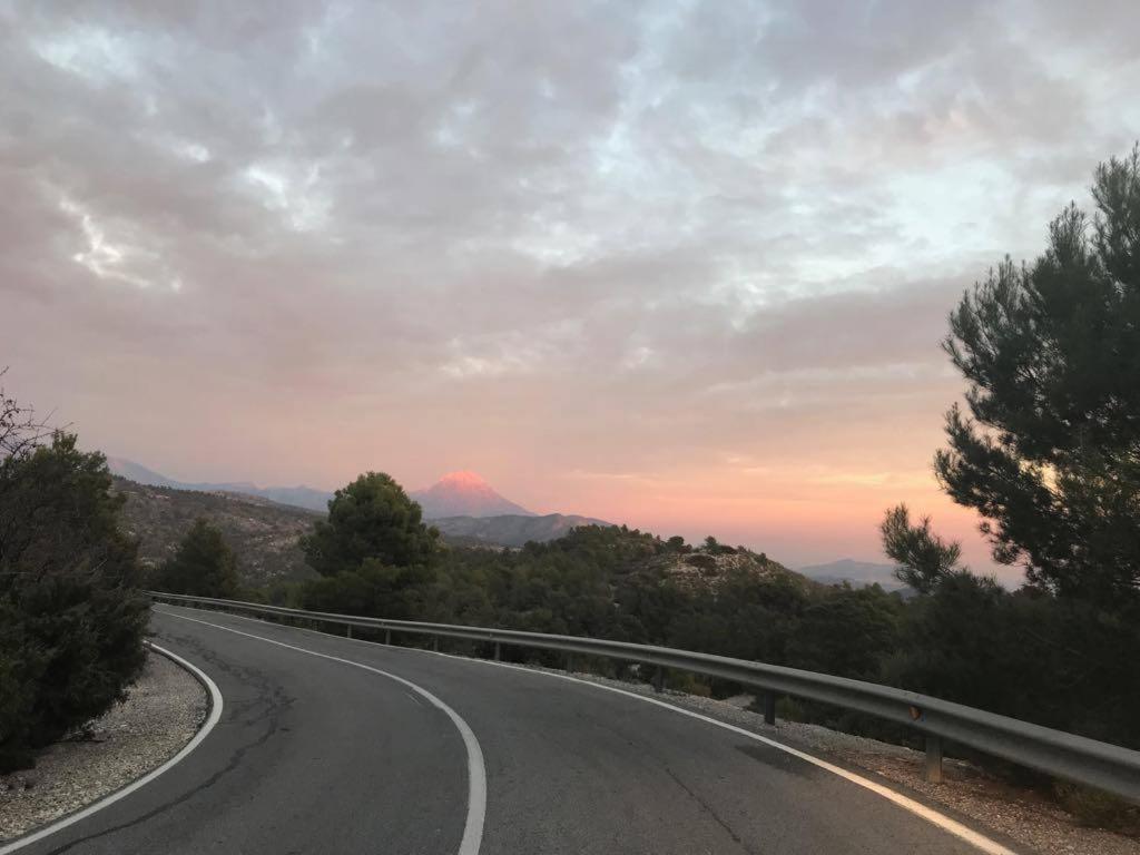 Finca Las Estrellas Relleu Buitenkant foto